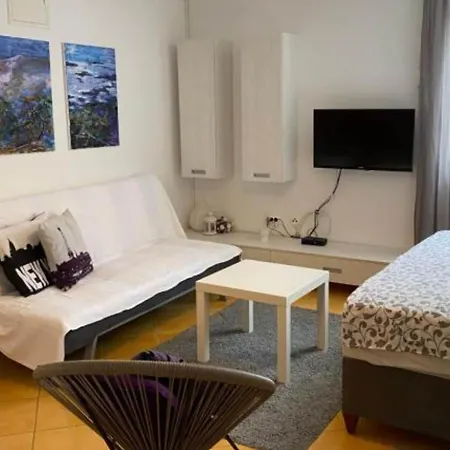 Apartamento Lara Rab - With Balcony Rab Town